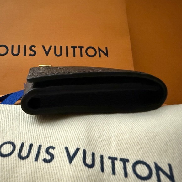Authentic Louis Vuitton Envelope Card Holder Black Empreinte Leather - Picture 8 of 10